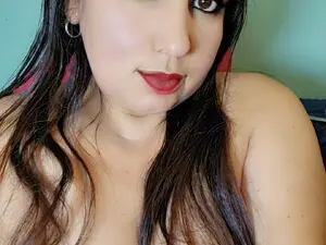 KinkyMyly  live sex cam