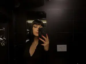 BlairLevine  live sex cam