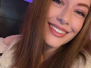 CrystalCream  live sex cam