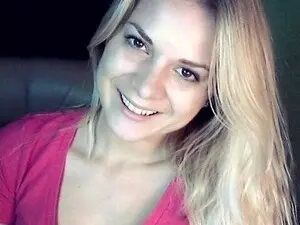 FriendMila  live sex cam