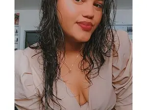 Mellody  live sex cam