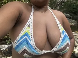 Issafem  live sex cam