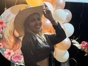 Catabigass  live sex cam