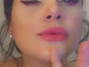 Lilacangel69  live sex cam