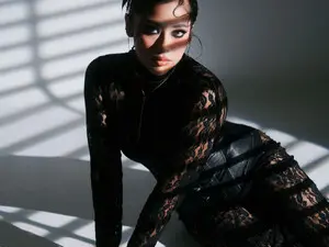 NicollePierce  live sex cam