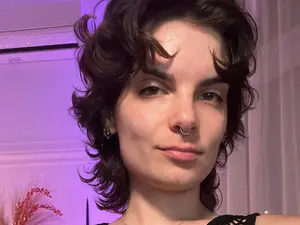 AllieeSmith  live sex cam