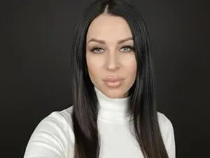 AmazingLui  live sex cam
