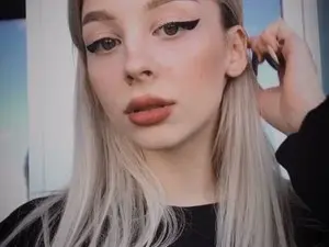 Laurainlove  live sex cam