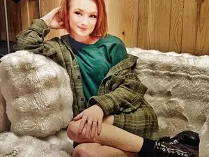 RedBird92  live sex cam