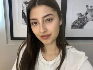 Aria_P  live sex cam