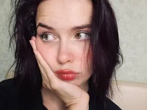 GlitchyDoll  live sex cam