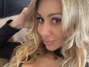 FitMaya  live sex cam