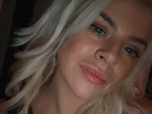 Teresaaaa  live sex cam