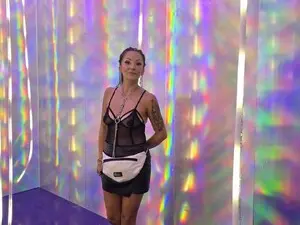 Amour_Jolie  live sex cam
