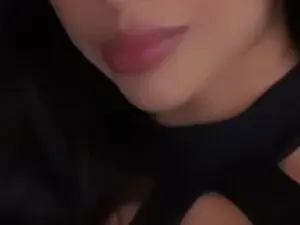 Melodymiller  live sex cam