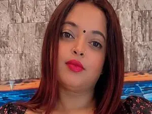 Sexyval4u  live sex cam