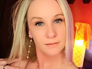 XxCamrenXx  live sex cam