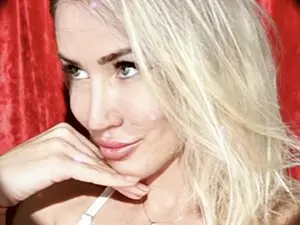 Katrix  live sex cam