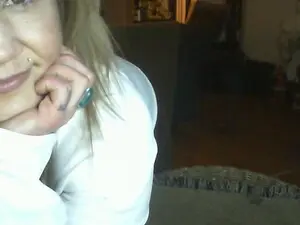 Bambibliss69  live sex cam