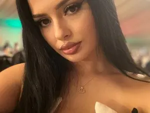 KylieElise  live sex cam