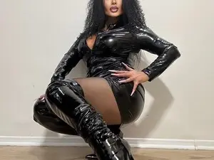NaomiEmpresa  live sex cam