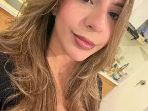 MissDanii  live sex cam