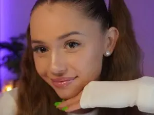 Myshastik  live sex cam