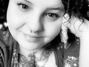 Asserole  live sex cam