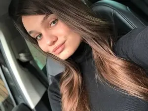 Lena_Laurent  live sex cam