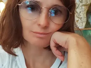 Rusalochkaxx  live sex cam