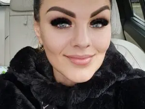 Anaysa27  live sex cam