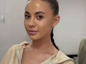 Ariana777  live sex cam