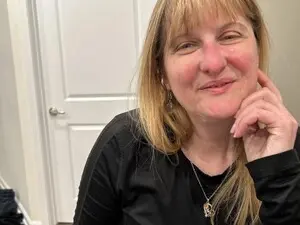LadySatire  live sex cam