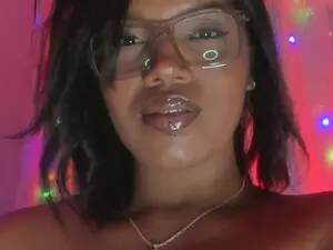 Soymaria_  live sex cam