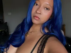 Clioenchants  live sex cam