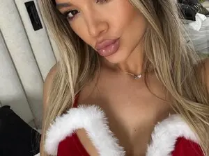 Lunalys  live sex cam