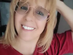 Wackycharm  live sex cam
