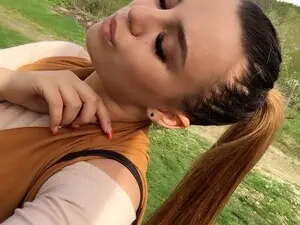 Evanoir18  live sex cam