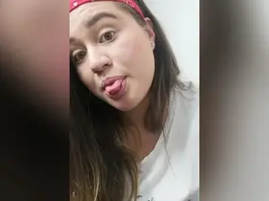 Katemoore0298  live sex cam