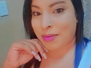 Indiantopaz69  live sex cam