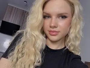 AviciAura  live sex cam