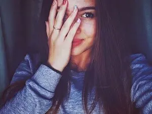 Victoria88  live sex cam