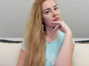 LarisaSexxxy  live sex cam