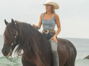 CowgirlCrush  live sex cam