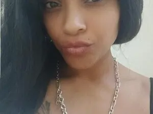 Mariah2255  live sex cam