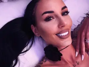 SelenaMoon  live sex cam