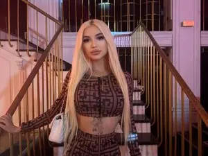 WildestKittie  live sex cam