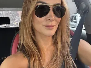 CamilaGoldenn  live sex cam