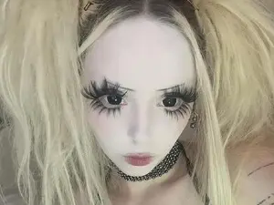 Bl0odsyring3  live sex cam