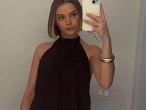 Drippingpeach  live sex cam